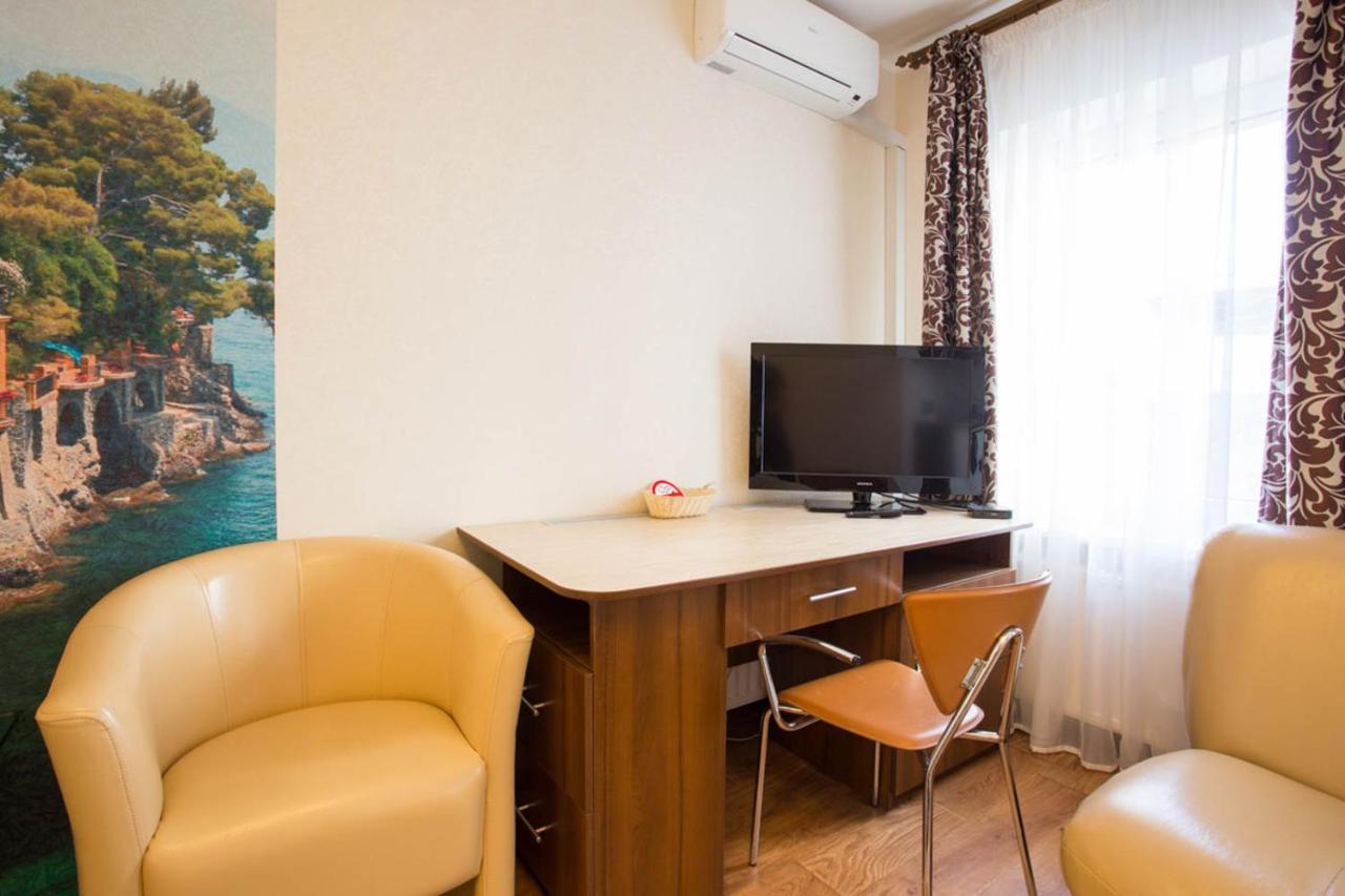 Excellent Studio Apartment In The Center - Kravtsova Lane 13B Kharkov Luaran gambar