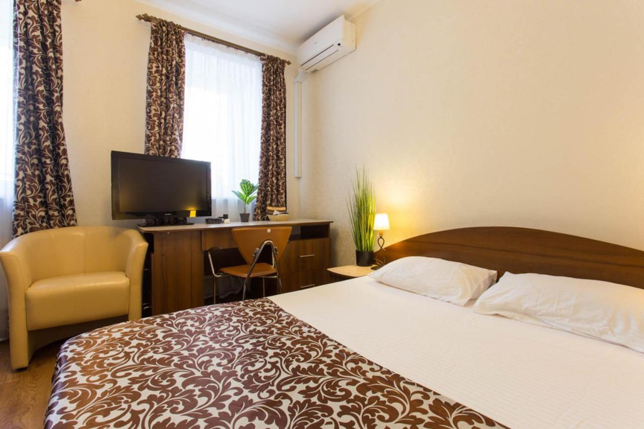 Excellent Studio Apartment In The Center - Kravtsova Lane 13B Kharkov Luaran gambar