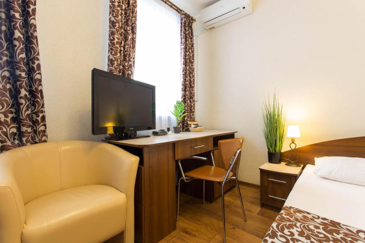 Excellent Studio Apartment In The Center - Kravtsova Lane 13B Kharkov Luaran gambar